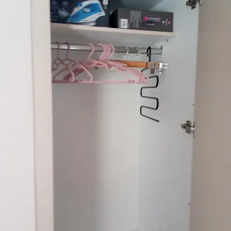 Angelos Appartement *